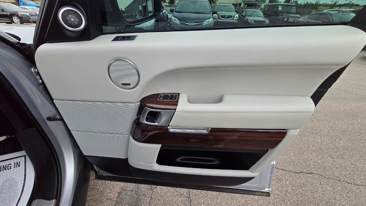 2015 Land Rover Range Rover Supercharged - Photo 46
