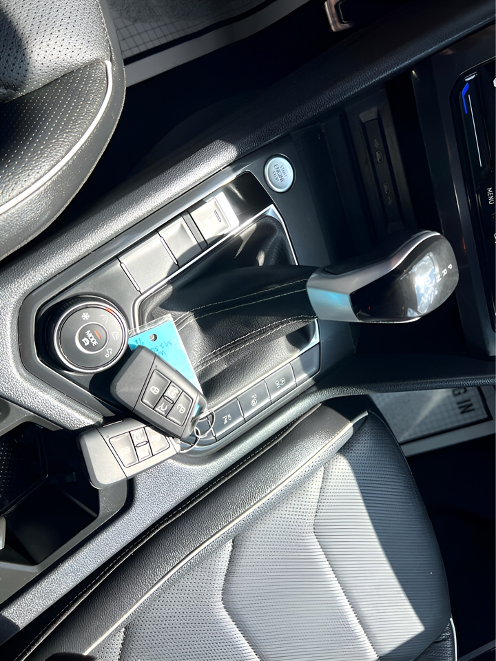 Volkswagen Tiguan SEL R-Line 4MOTION 2022