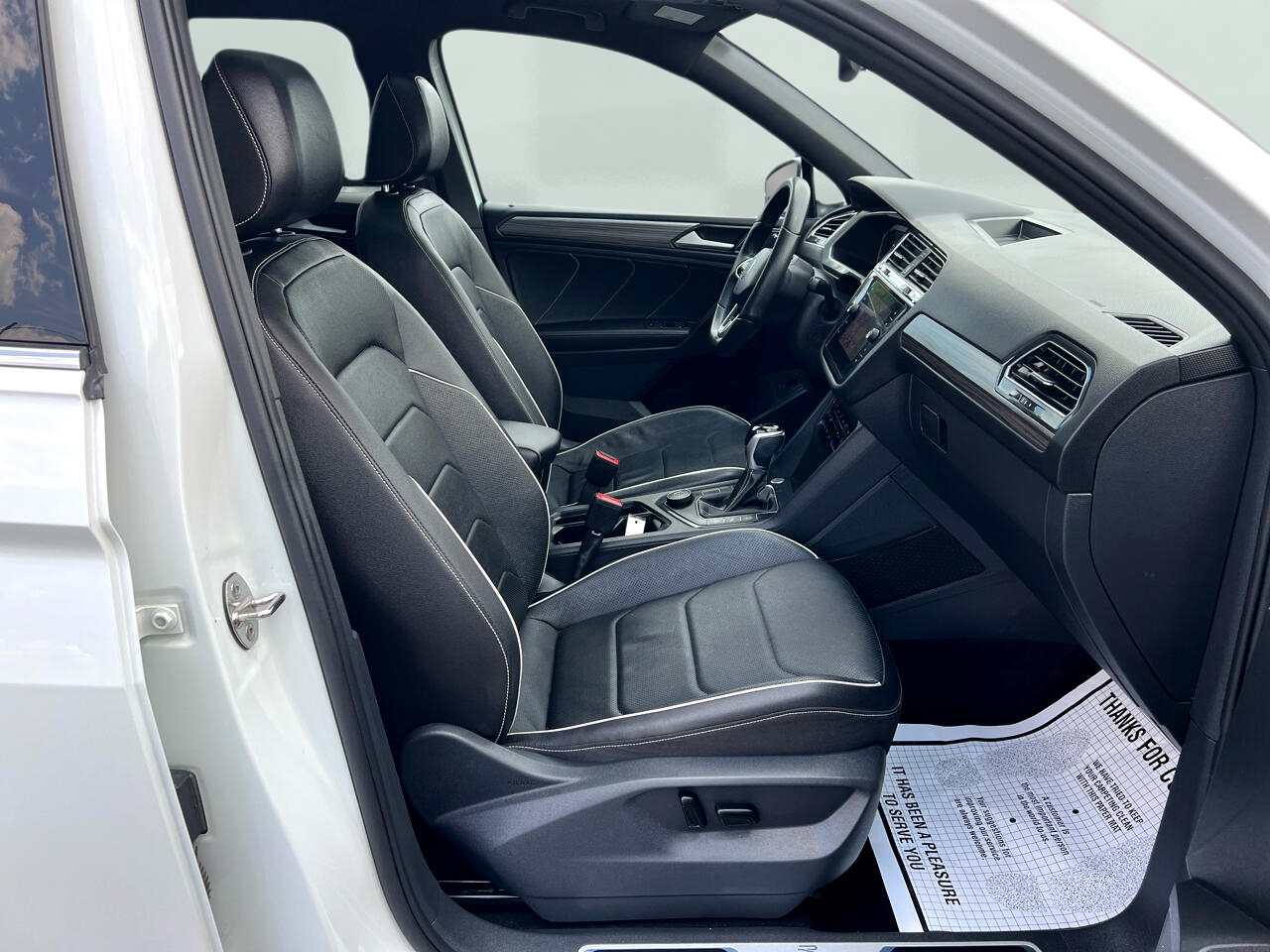 Volkswagen Tiguan SEL R-Line 4MOTION 2022