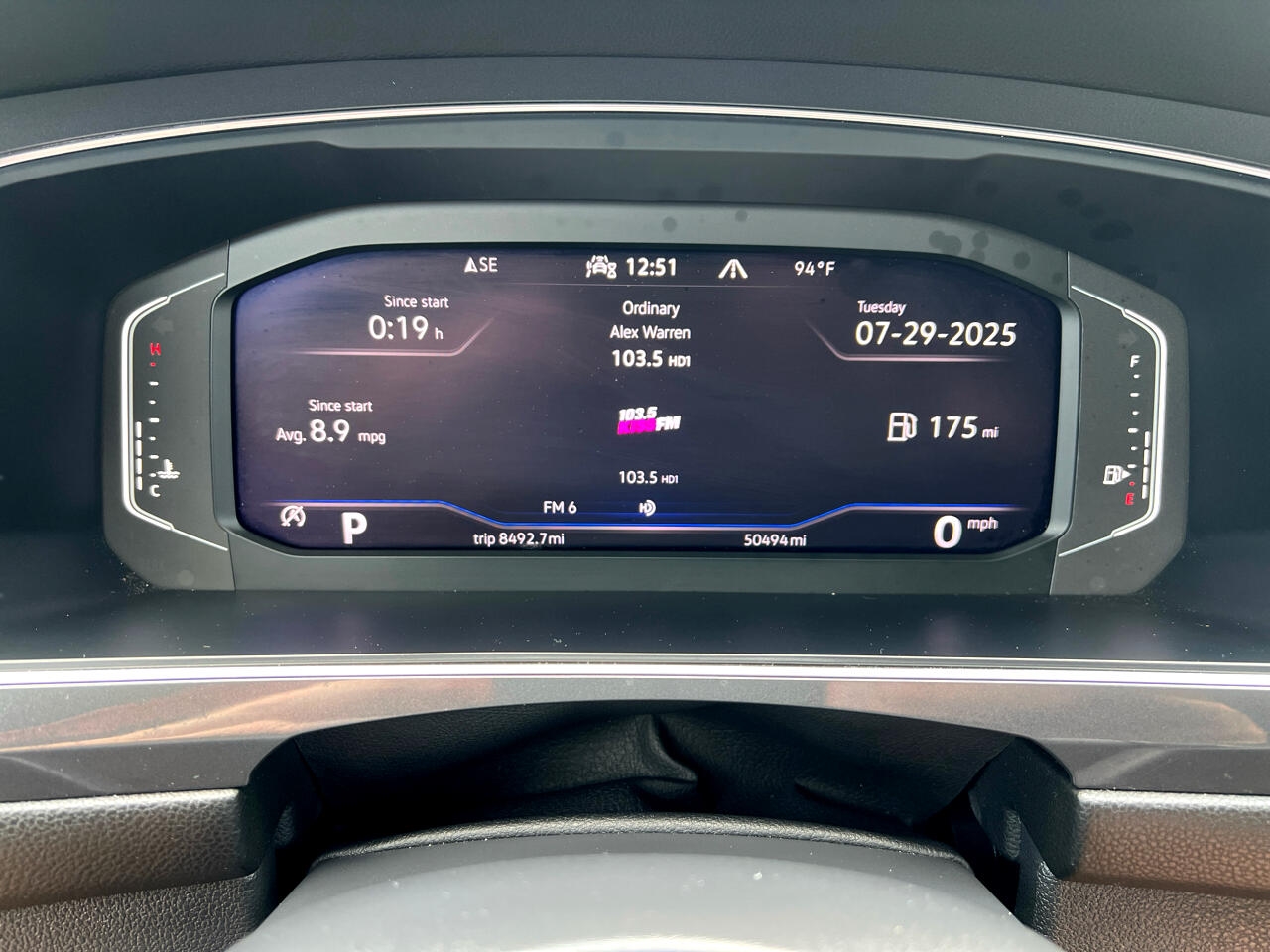 Volkswagen Tiguan SEL R-Line 4MOTION 2022