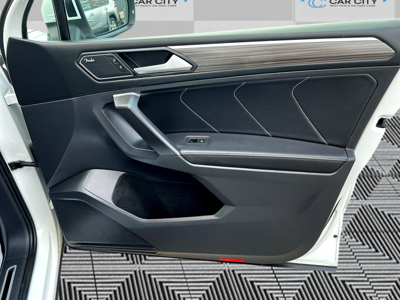 Volkswagen Tiguan SEL R-Line 4MOTION 2022