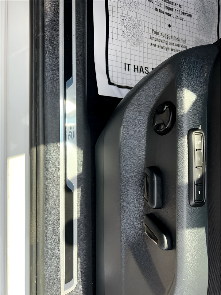 Volkswagen Tiguan SEL R-Line 4MOTION 2022