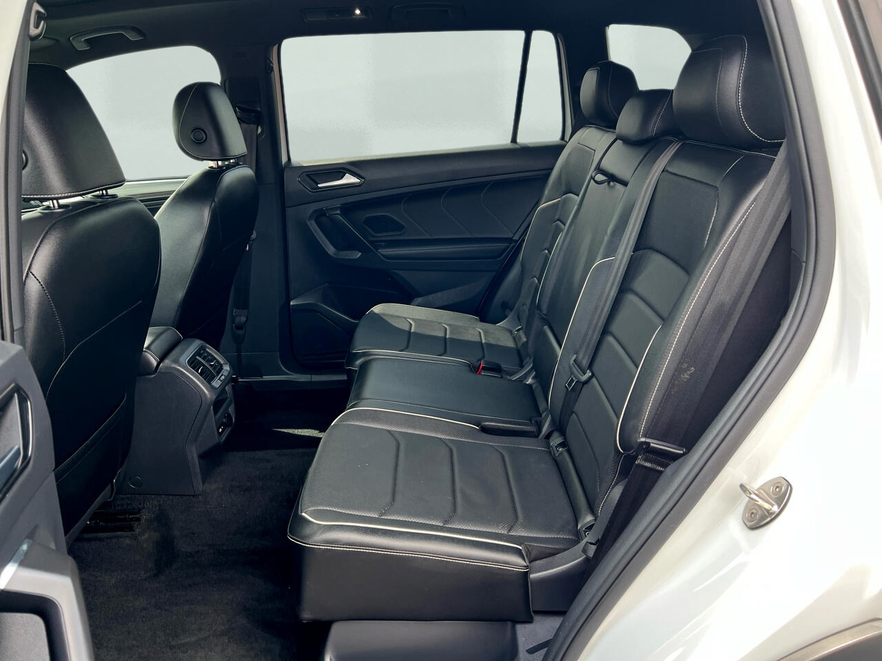 Volkswagen Tiguan SEL R-Line 4MOTION 2022