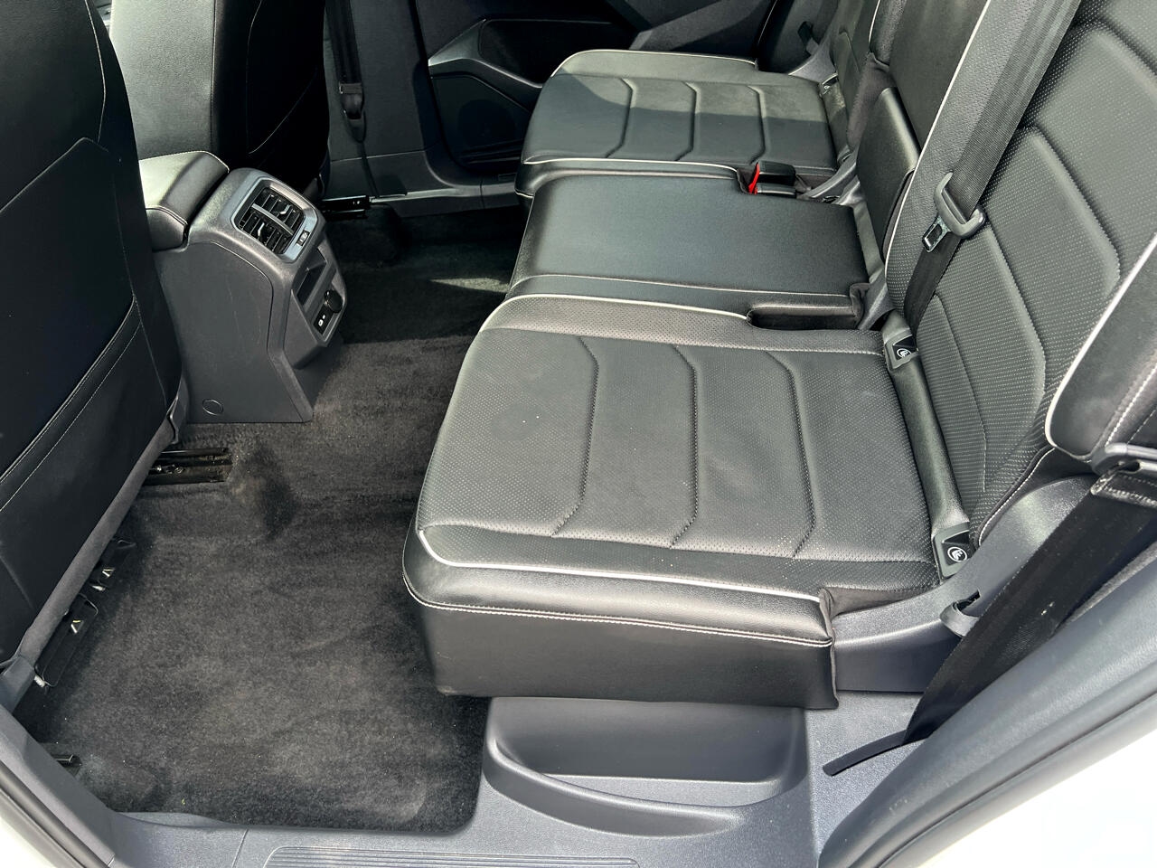 Volkswagen Tiguan SEL R-Line 4MOTION 2022