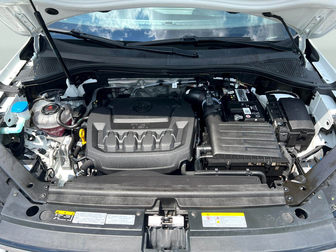 Volkswagen Tiguan SEL R-Line 4MOTION 2022