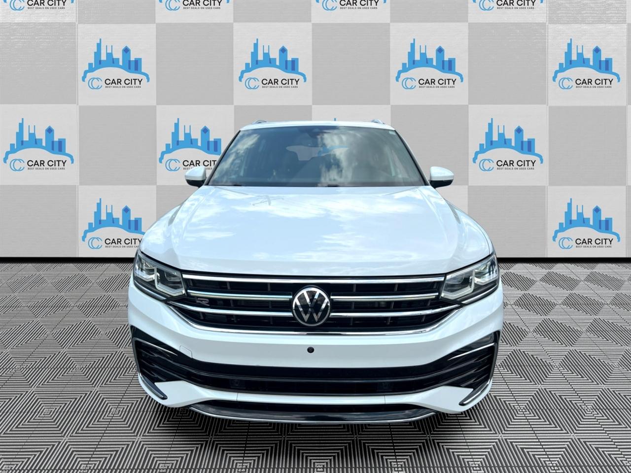 Volkswagen Tiguan SEL R-Line 4MOTION 2022