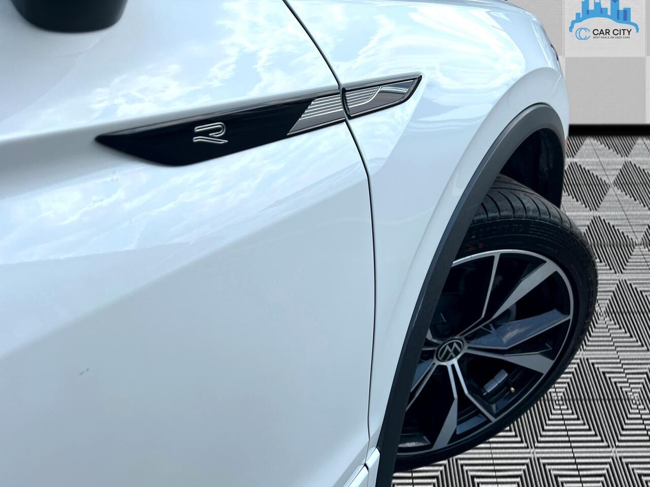 Volkswagen Tiguan SEL R-Line 4MOTION 2022