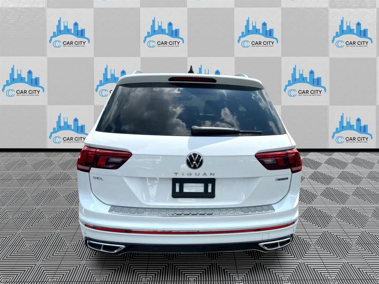 Volkswagen Tiguan SEL R-Line 4MOTION 2022