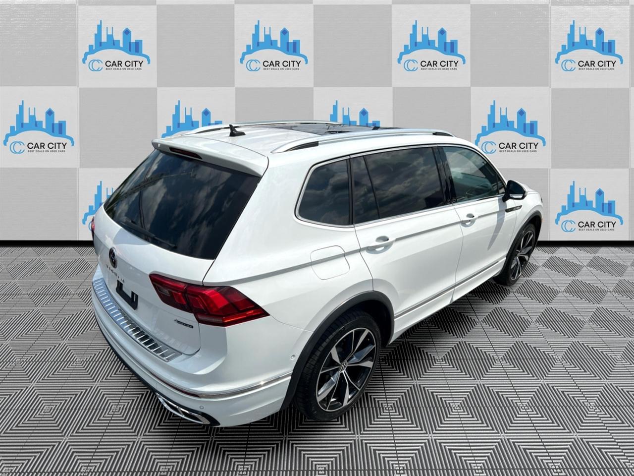 Volkswagen Tiguan SEL R-Line 4MOTION 2022