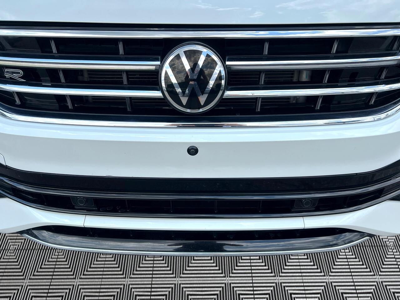 Volkswagen Tiguan SEL R-Line 4MOTION 2022