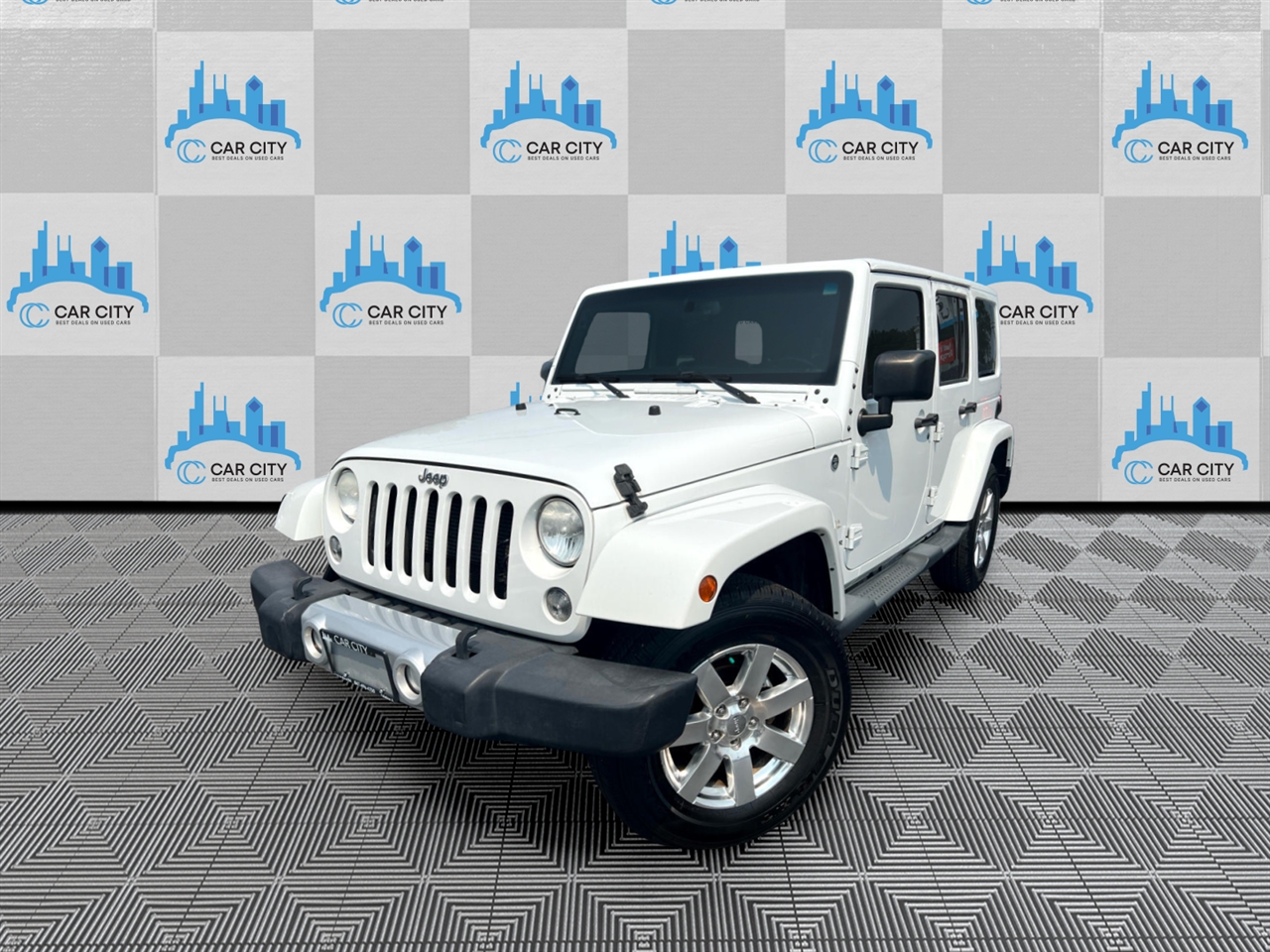 Jeep Wrangler Unlimited Sahara 4WD 2015