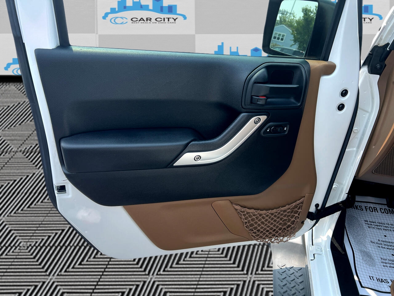 Jeep Wrangler Unlimited Sahara 4WD 2015