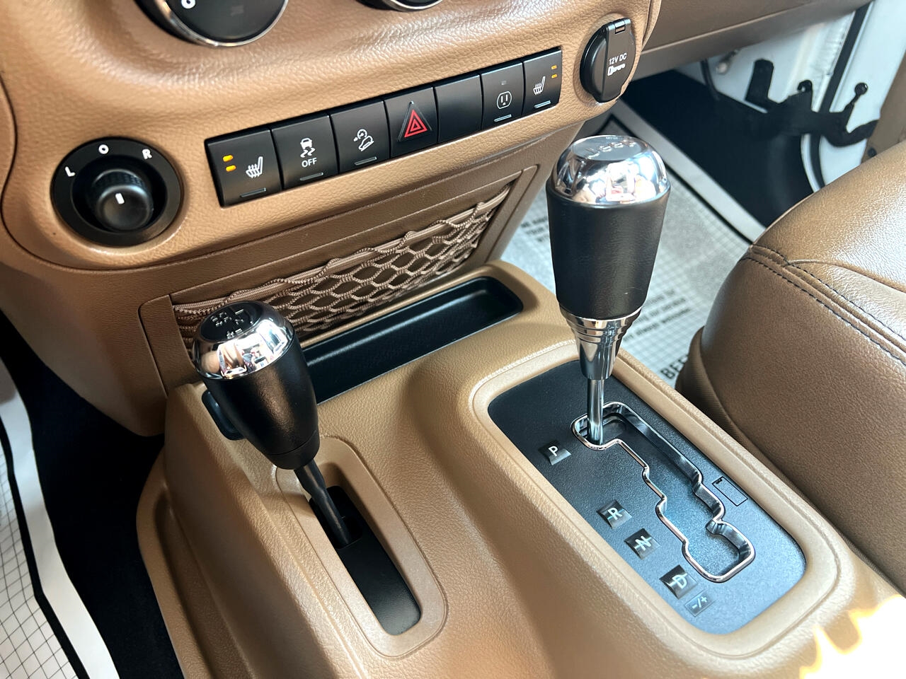 Jeep Wrangler Unlimited Sahara 4WD 2015