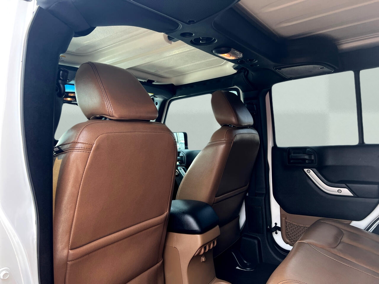 Jeep Wrangler Unlimited Sahara 4WD 2015