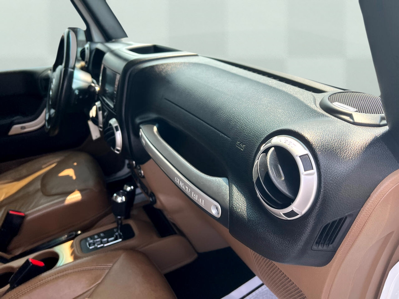 Jeep Wrangler Unlimited Sahara 4WD 2015