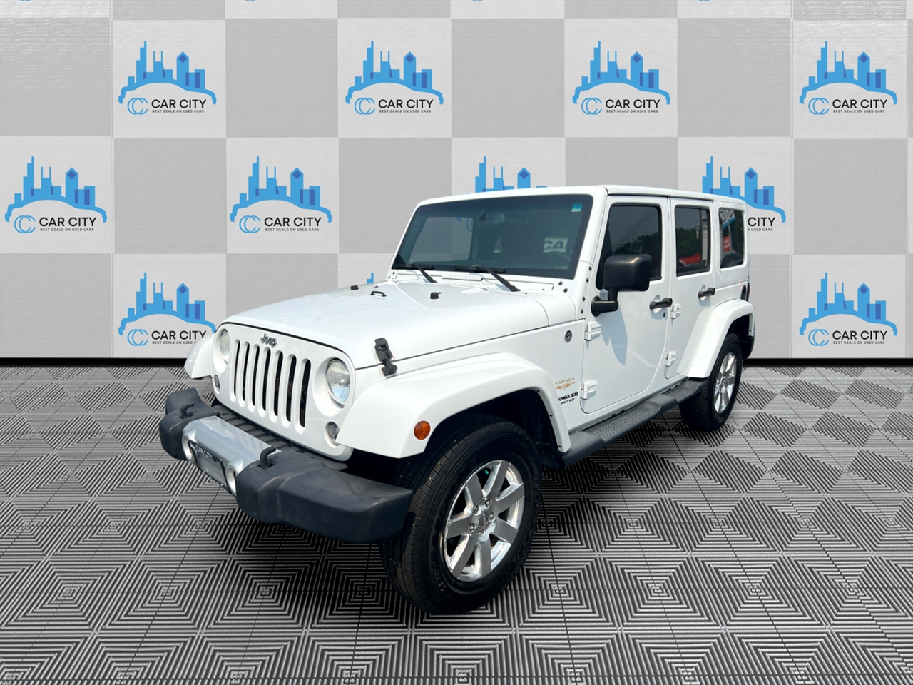 Jeep Wrangler Unlimited Sahara 4WD 2015