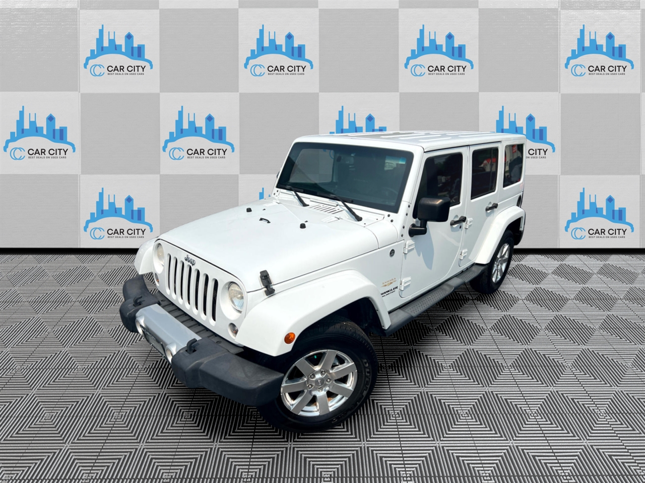 Jeep Wrangler Unlimited Sahara 4WD 2015