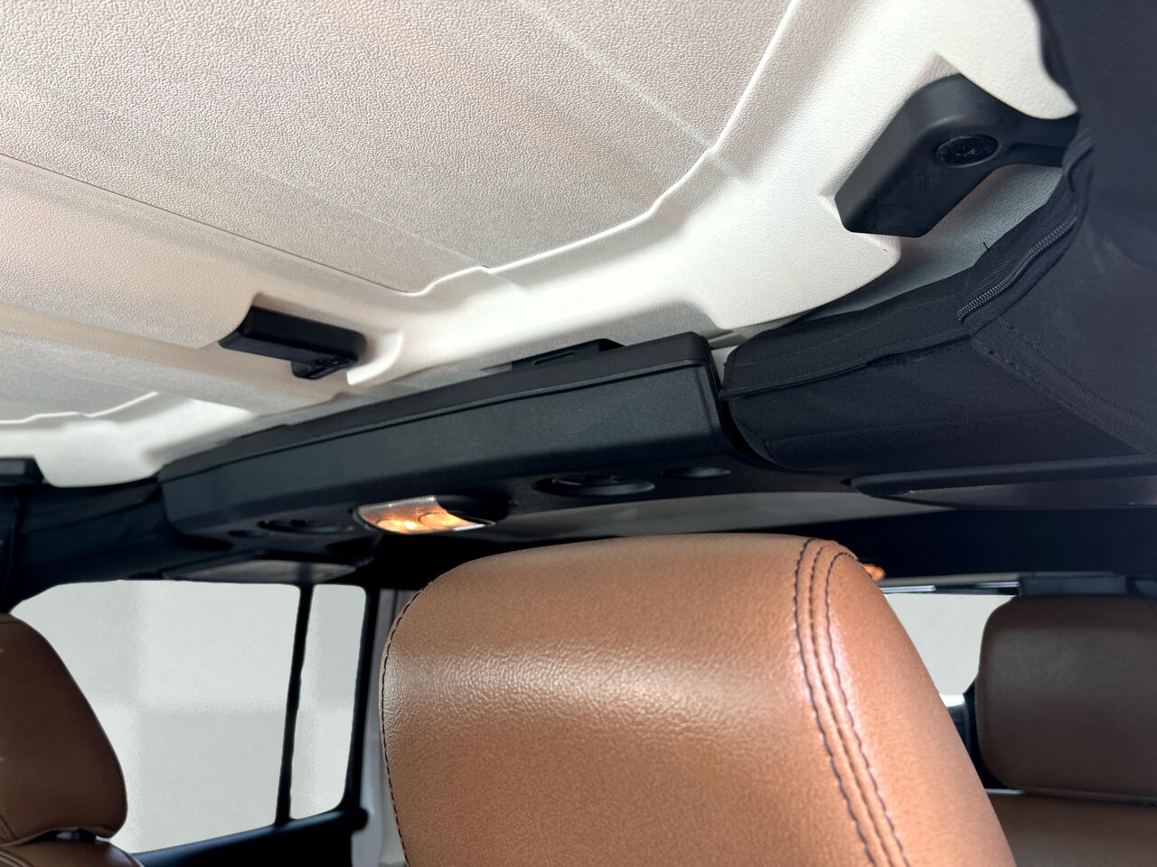 Jeep Wrangler Unlimited Sahara 4WD 2015