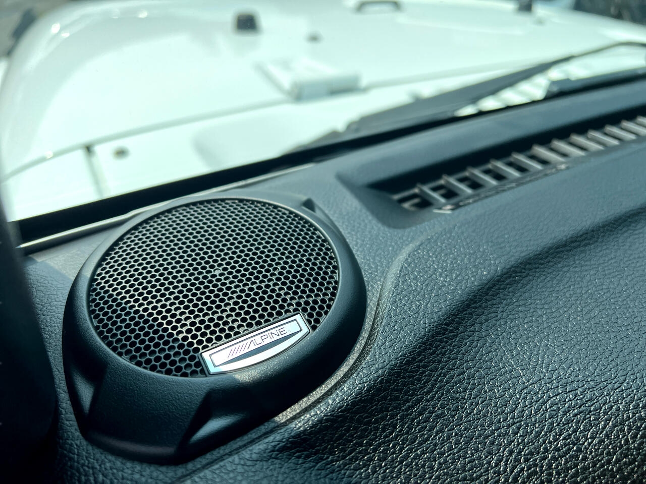 Jeep Wrangler Unlimited Sahara 4WD 2015