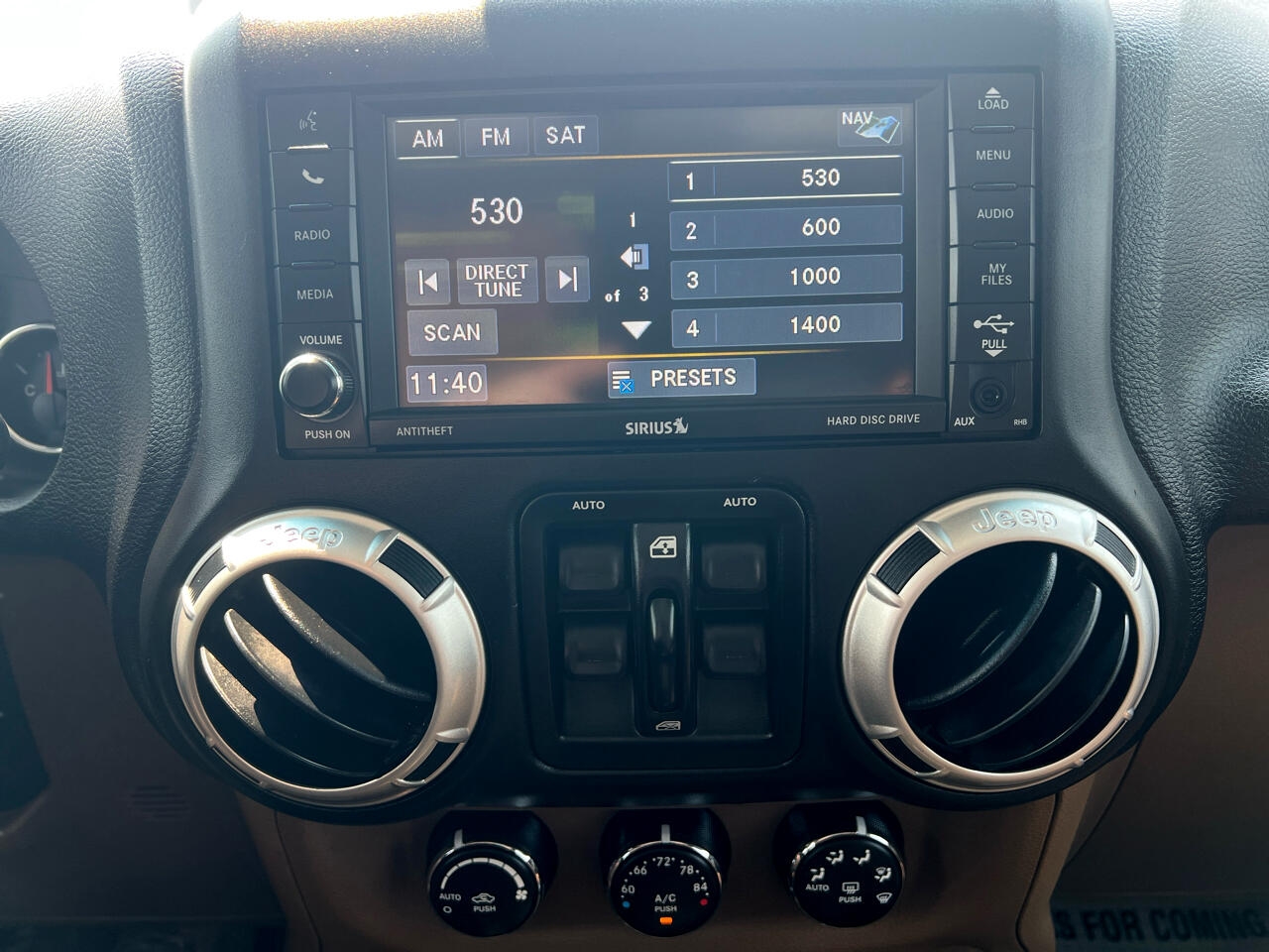 Jeep Wrangler Unlimited Sahara 4WD 2015