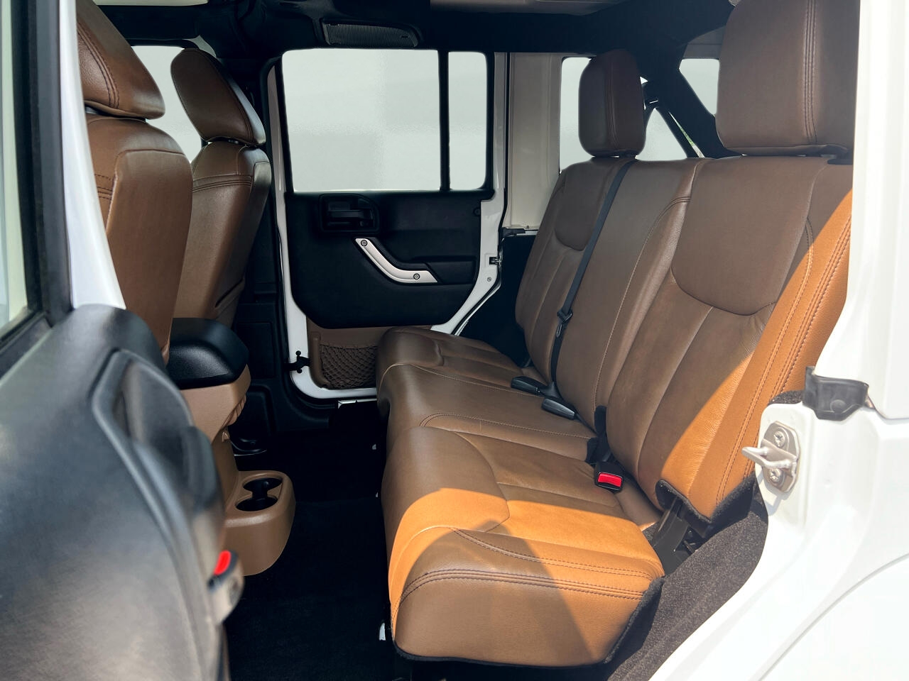 Jeep Wrangler Unlimited Sahara 4WD 2015