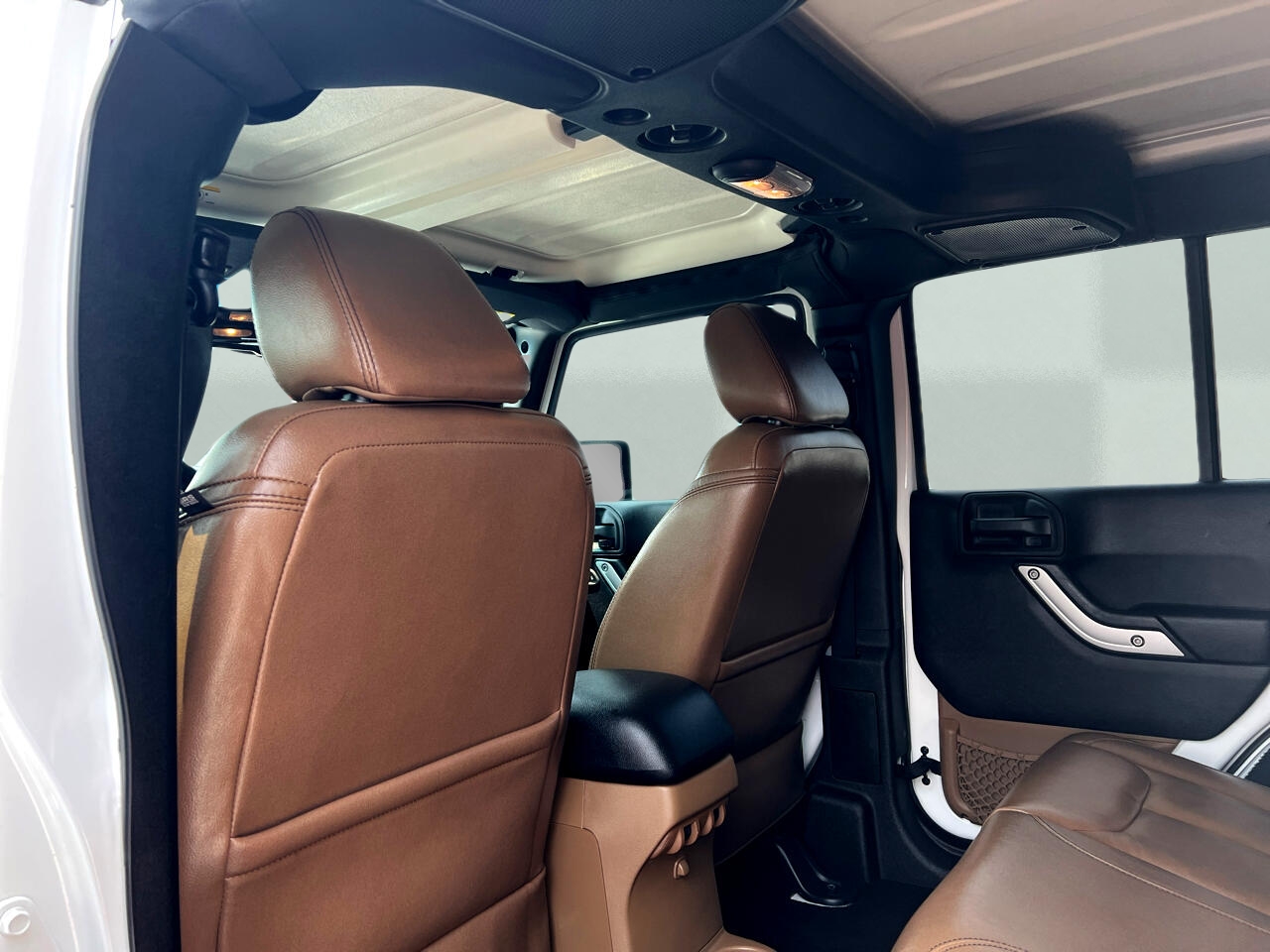 Jeep Wrangler Unlimited Sahara 4WD 2015