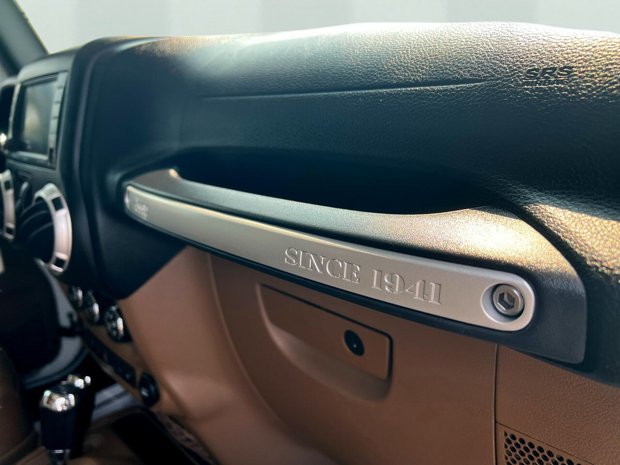 Jeep Wrangler Unlimited Sahara 4WD 2015