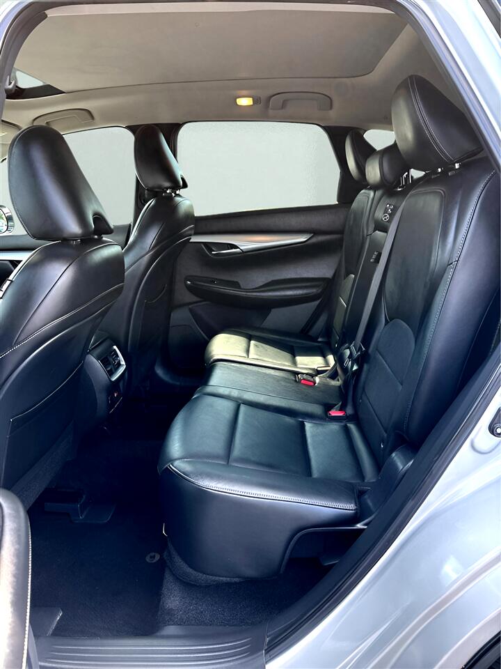 2019 Infiniti QX50 PURE AWD photo 25