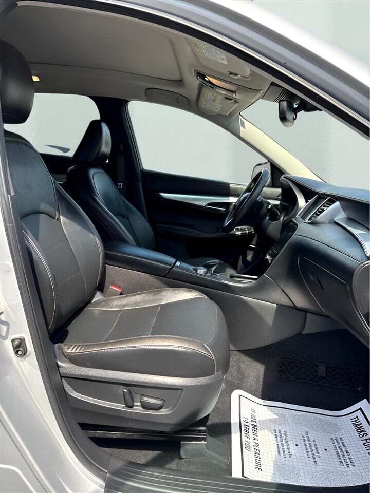 2019 Infiniti QX50 PURE AWD photo 35