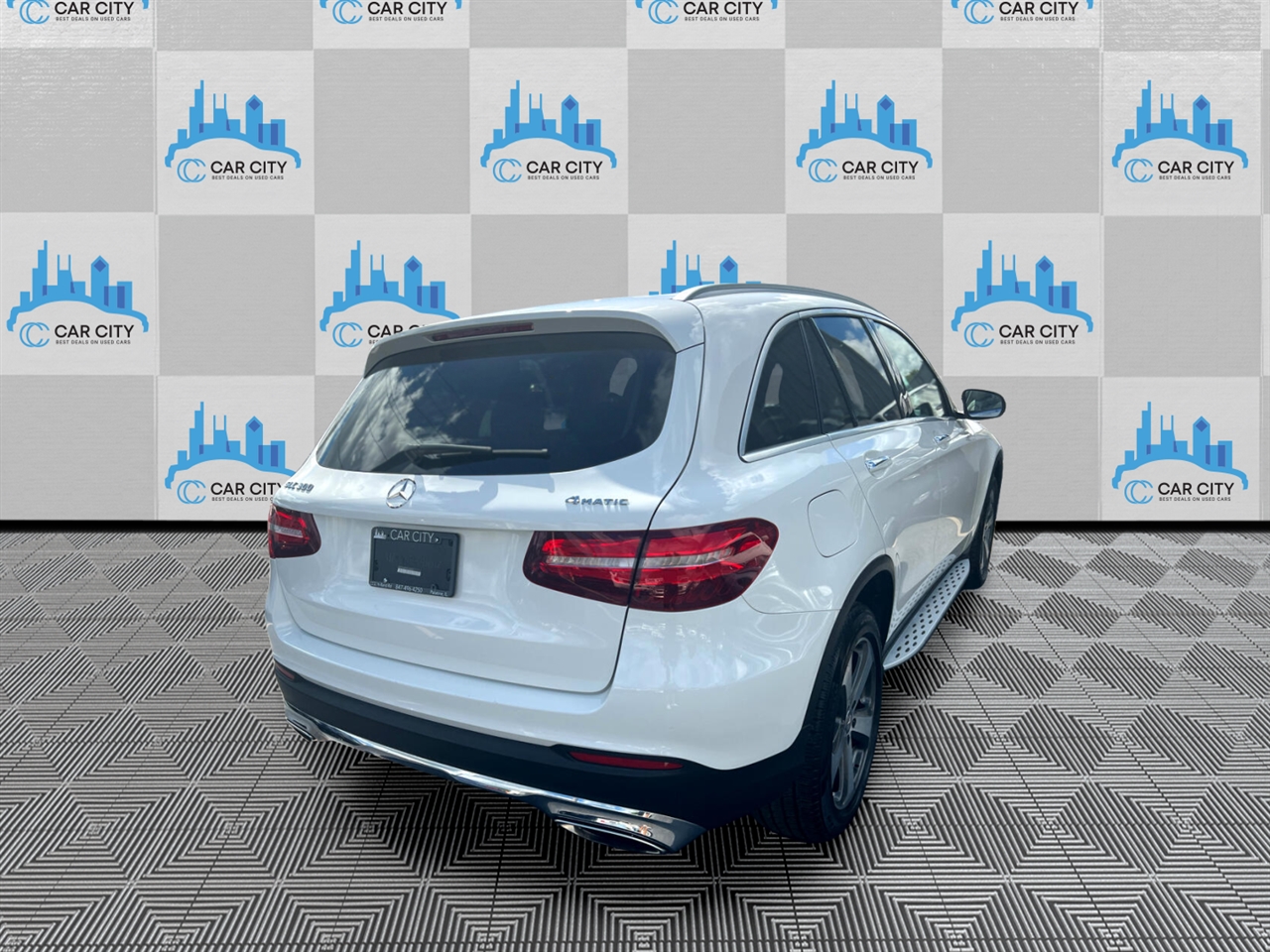 Mercedes-Benz GLC-Class GLC300 4MATIC 2017