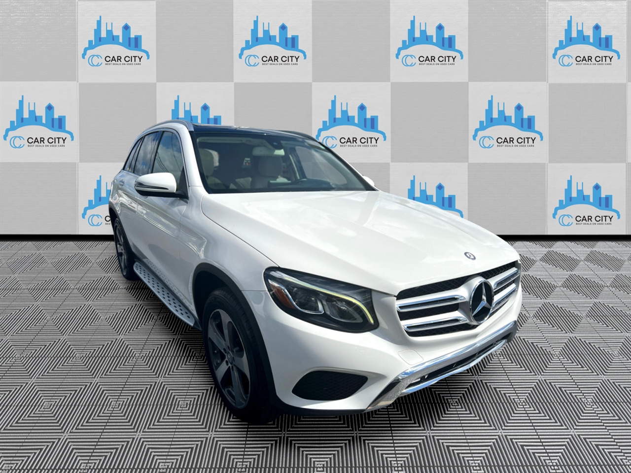 Mercedes-Benz GLC-Class GLC300 4MATIC 2017