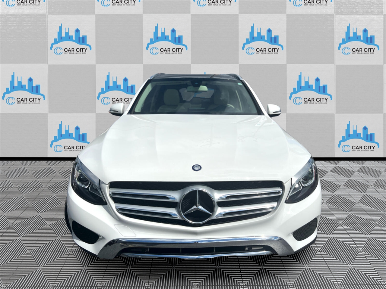 Mercedes-Benz GLC-Class GLC300 4MATIC 2017