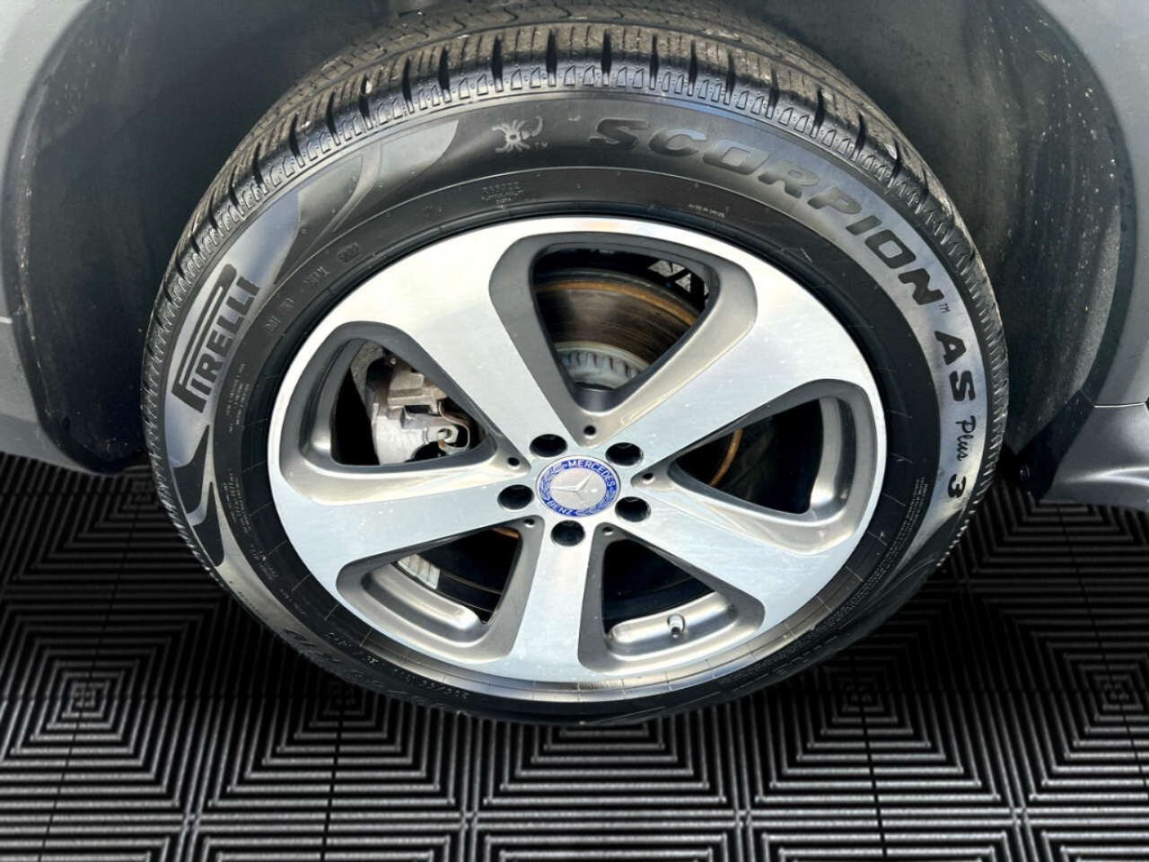 Mercedes-Benz GLC-Class GLC300 4MATIC 2017