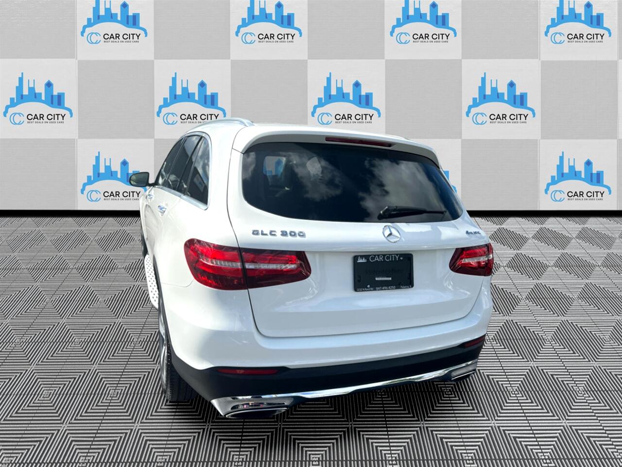Mercedes-Benz GLC-Class GLC300 4MATIC 2017