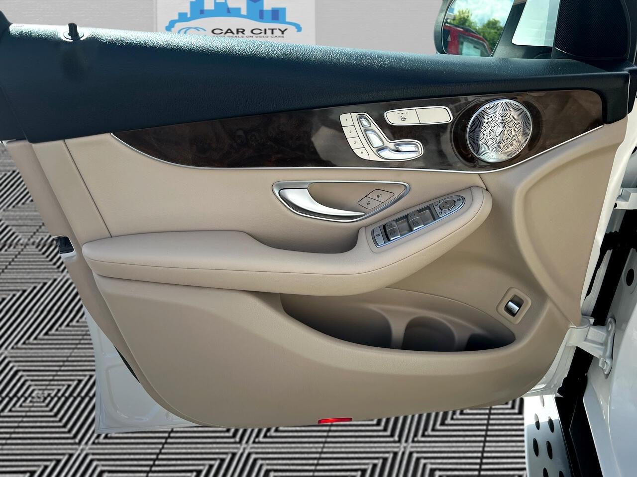 Mercedes-Benz GLC-Class GLC300 4MATIC 2017