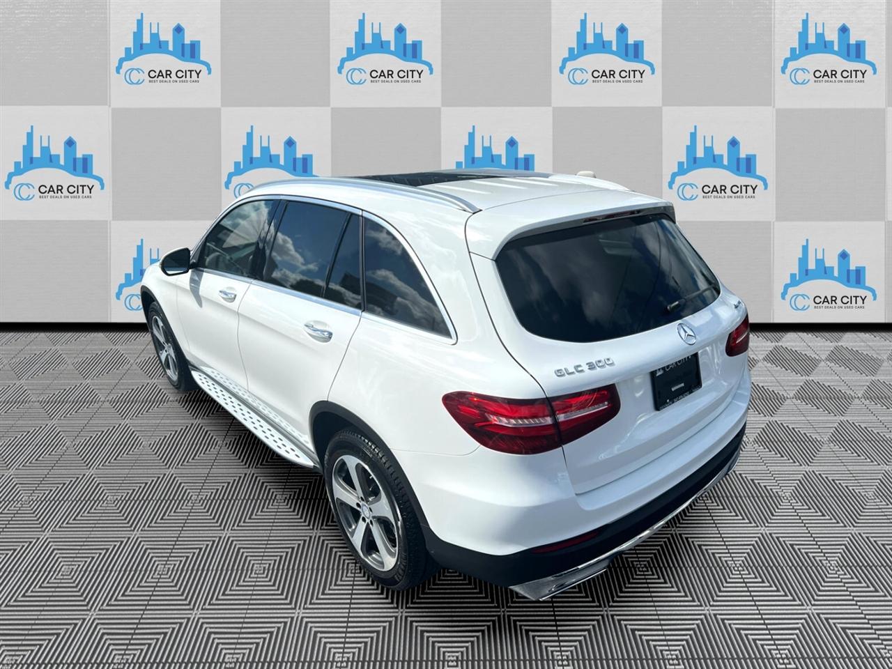 Mercedes-Benz GLC-Class GLC300 4MATIC 2017