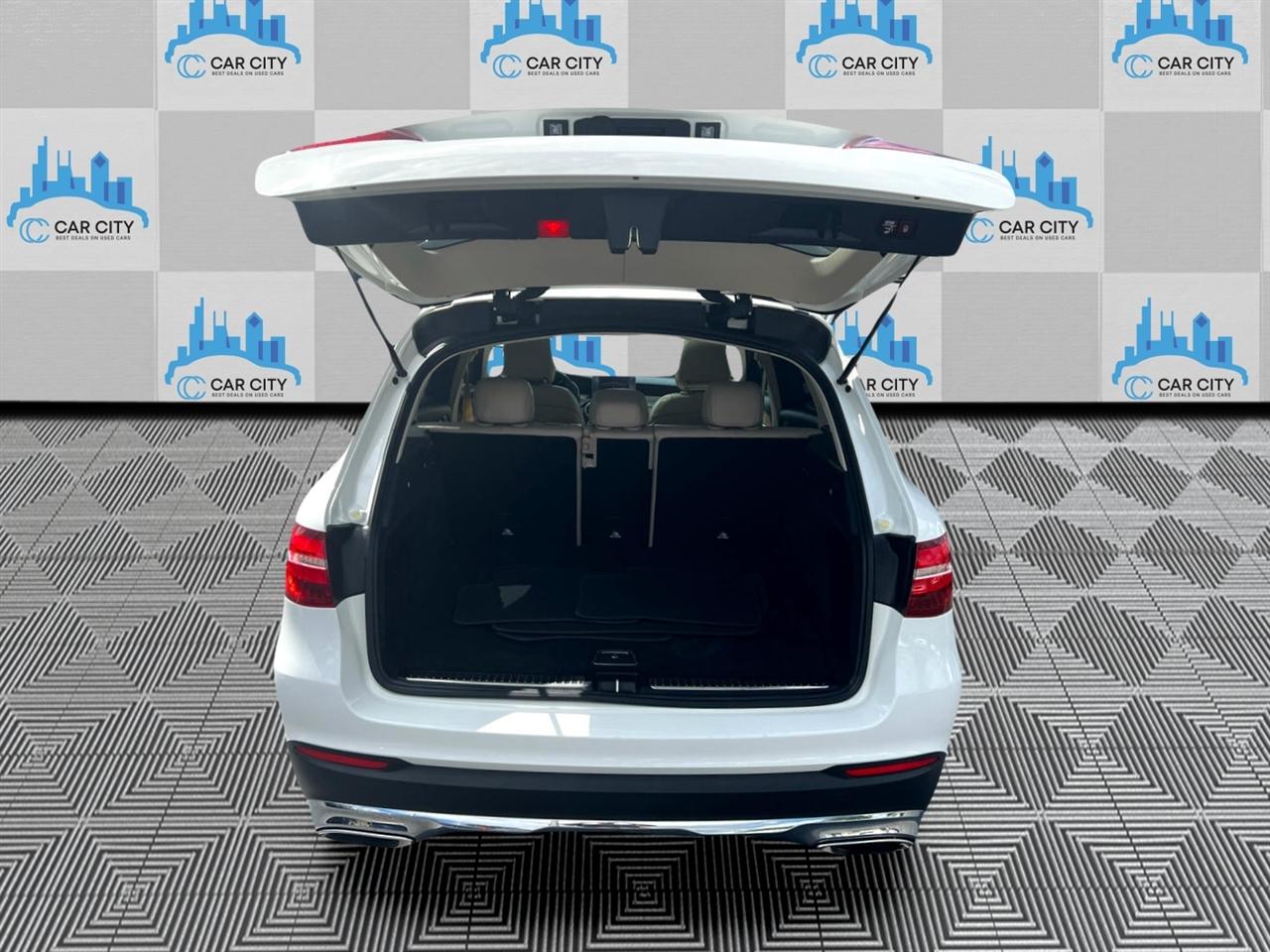 Mercedes-Benz GLC-Class GLC300 4MATIC 2017