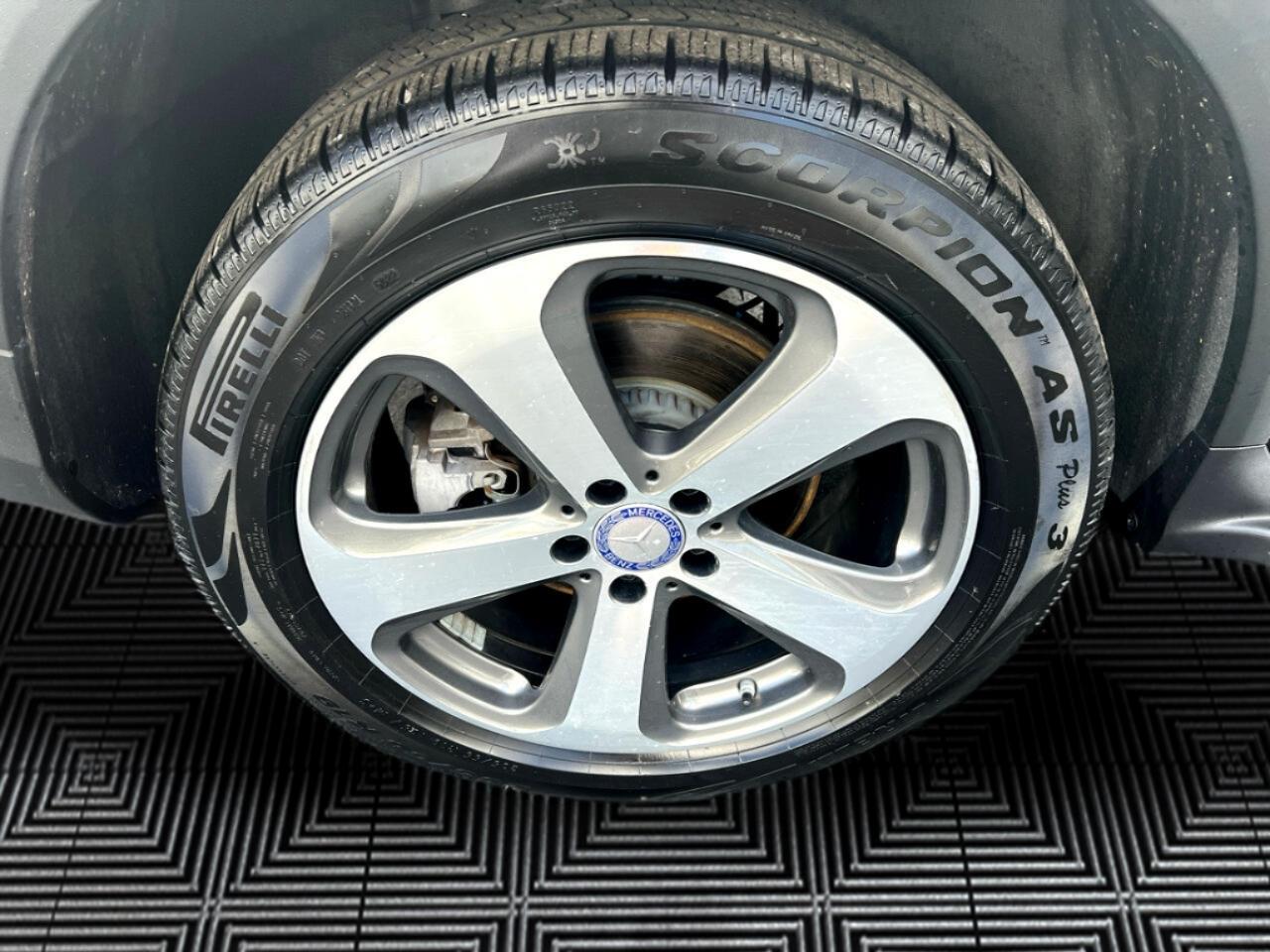 Mercedes-Benz GLC-Class GLC300 4MATIC 2017