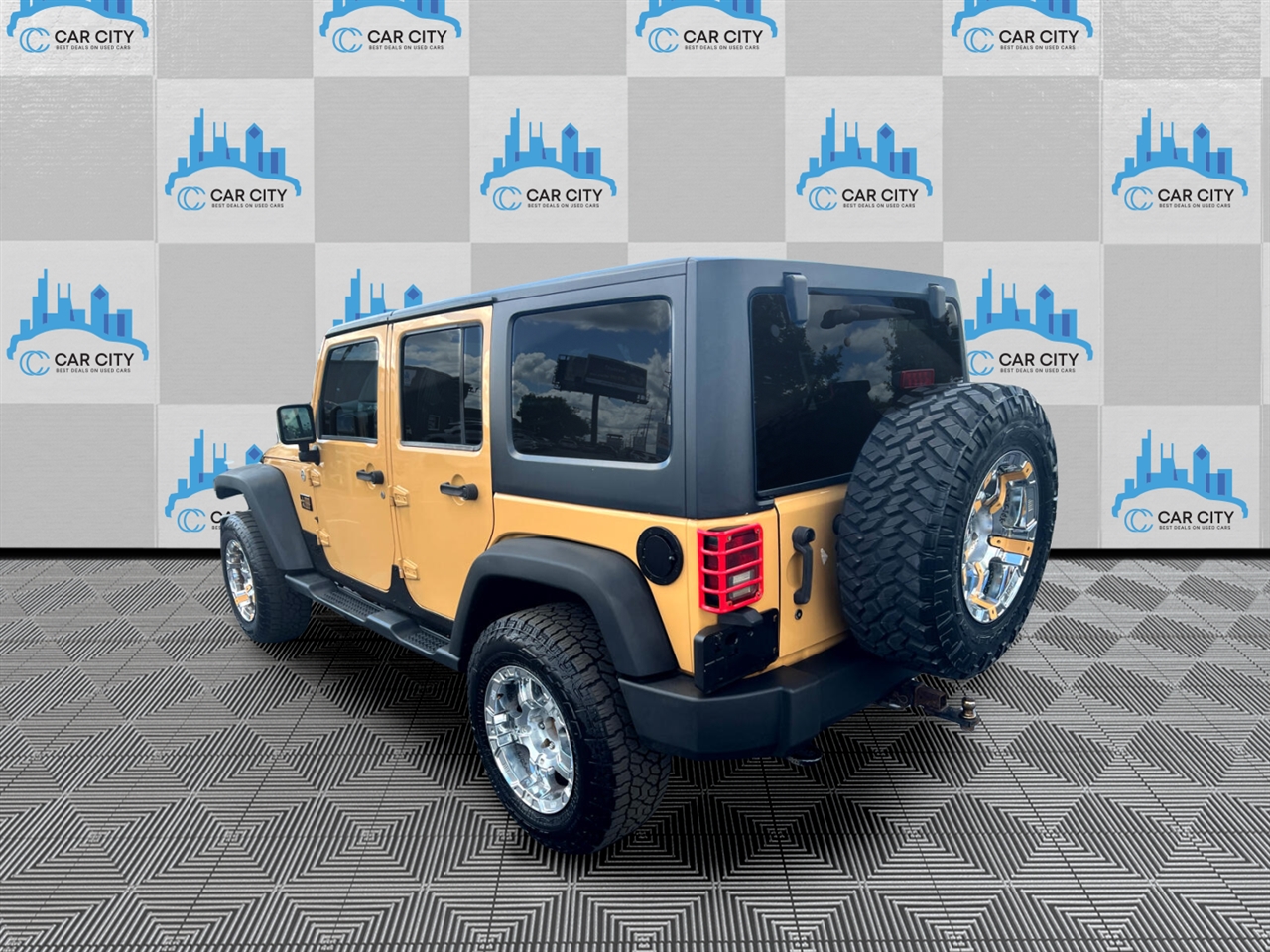 Jeep Wrangler Unlimited Sport 4WD 2013