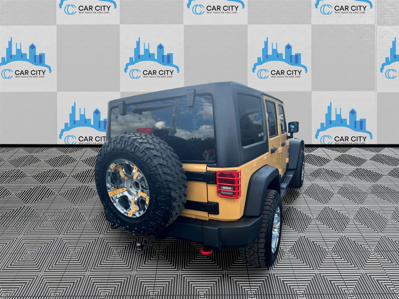 Jeep Wrangler Unlimited Sport 4WD 2013