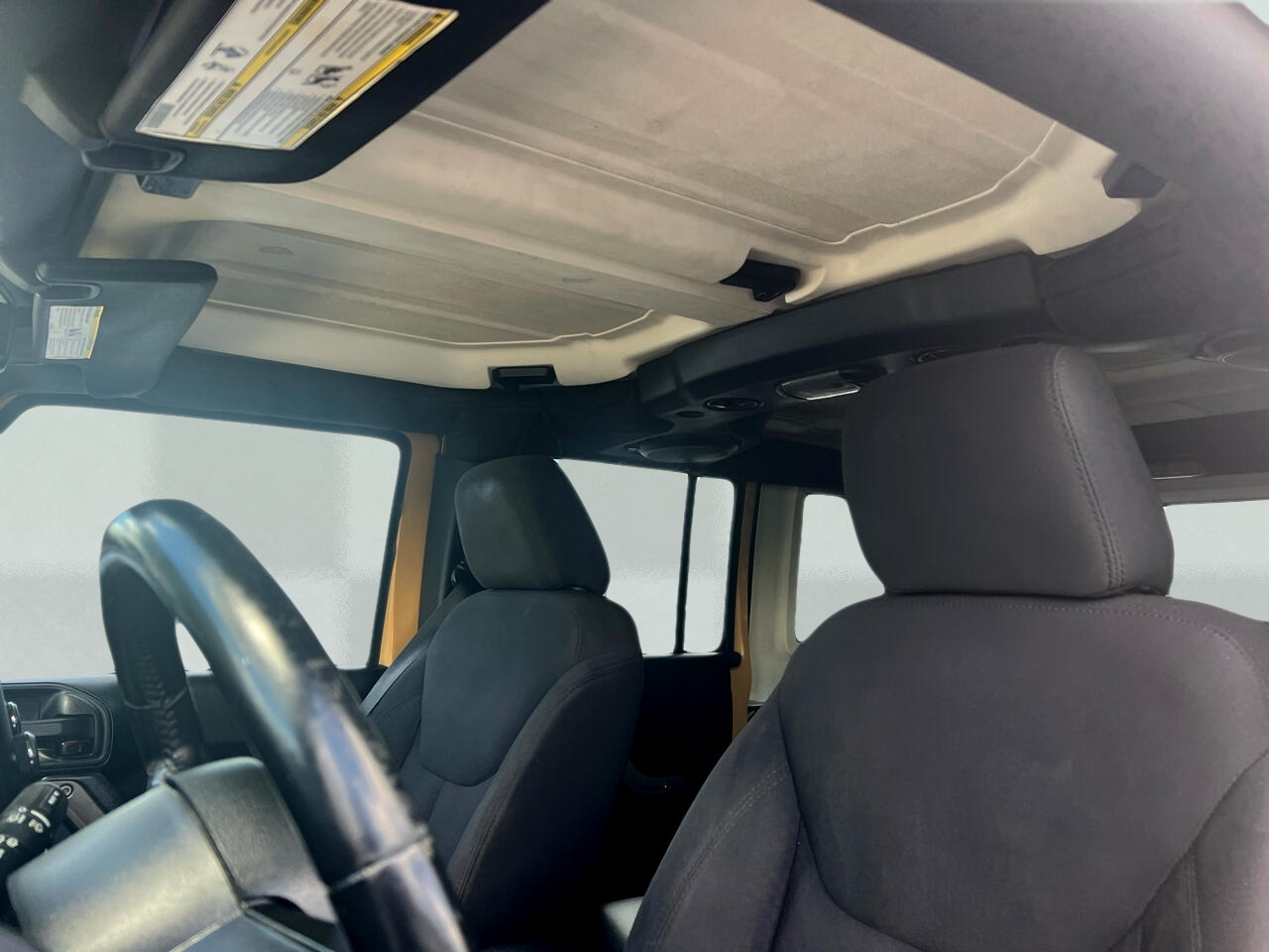 Jeep Wrangler Unlimited Sport 4WD 2013