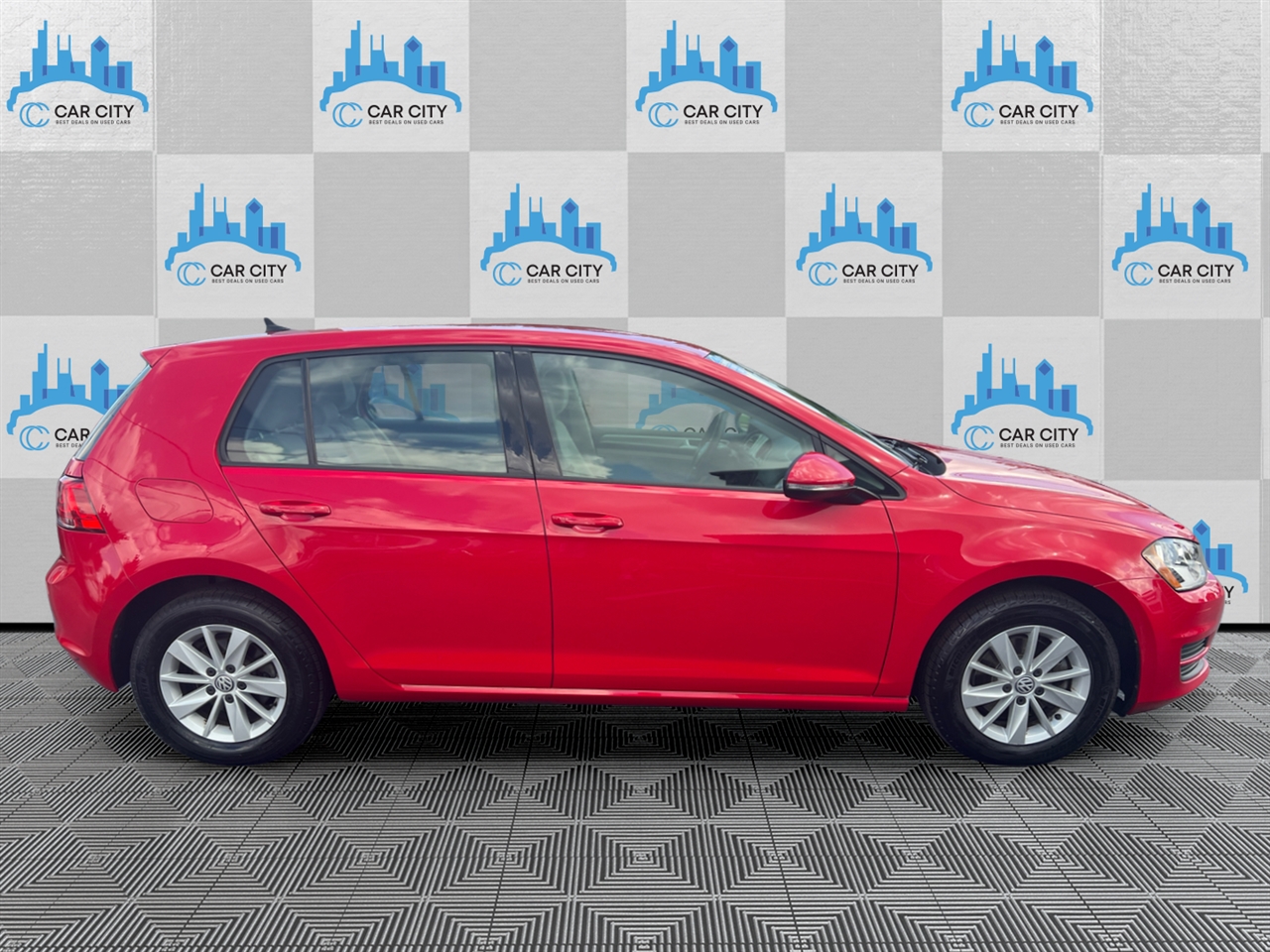 Volkswagen Golf TSI S 5M 2016