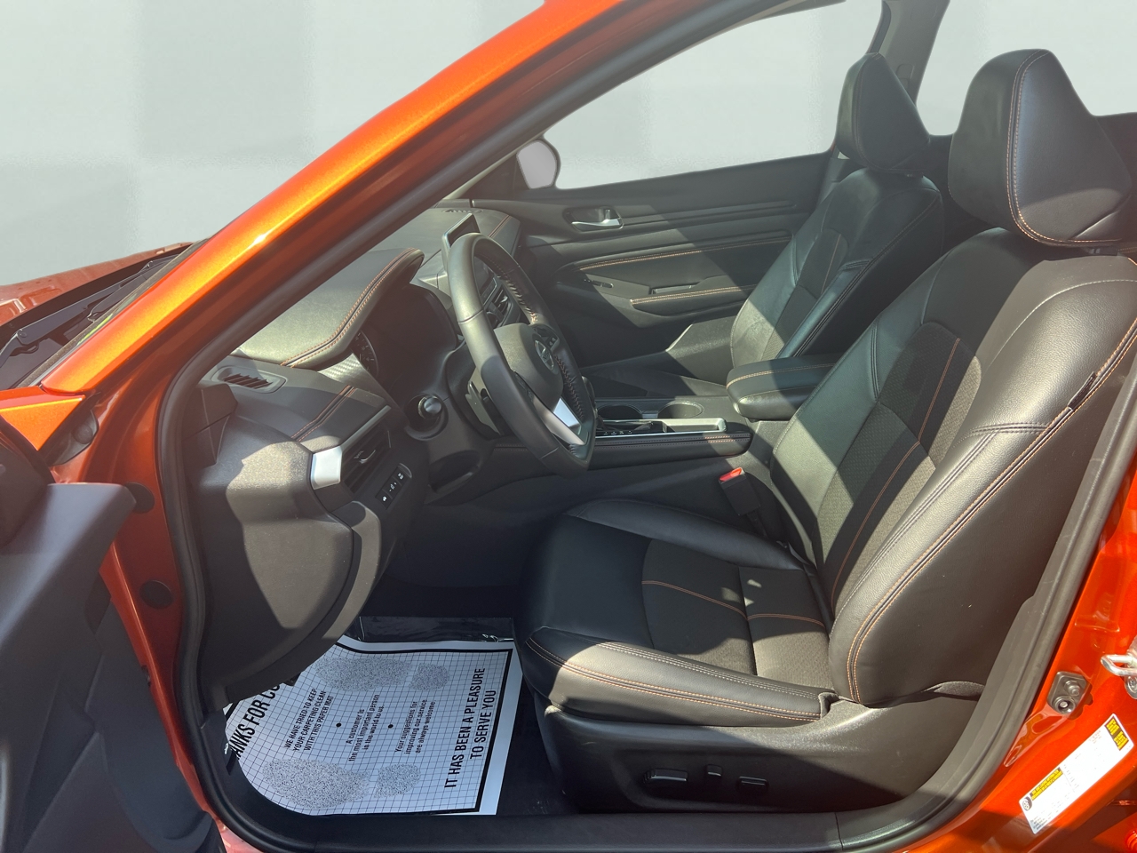 2022 Nissan Altima SR photo 30