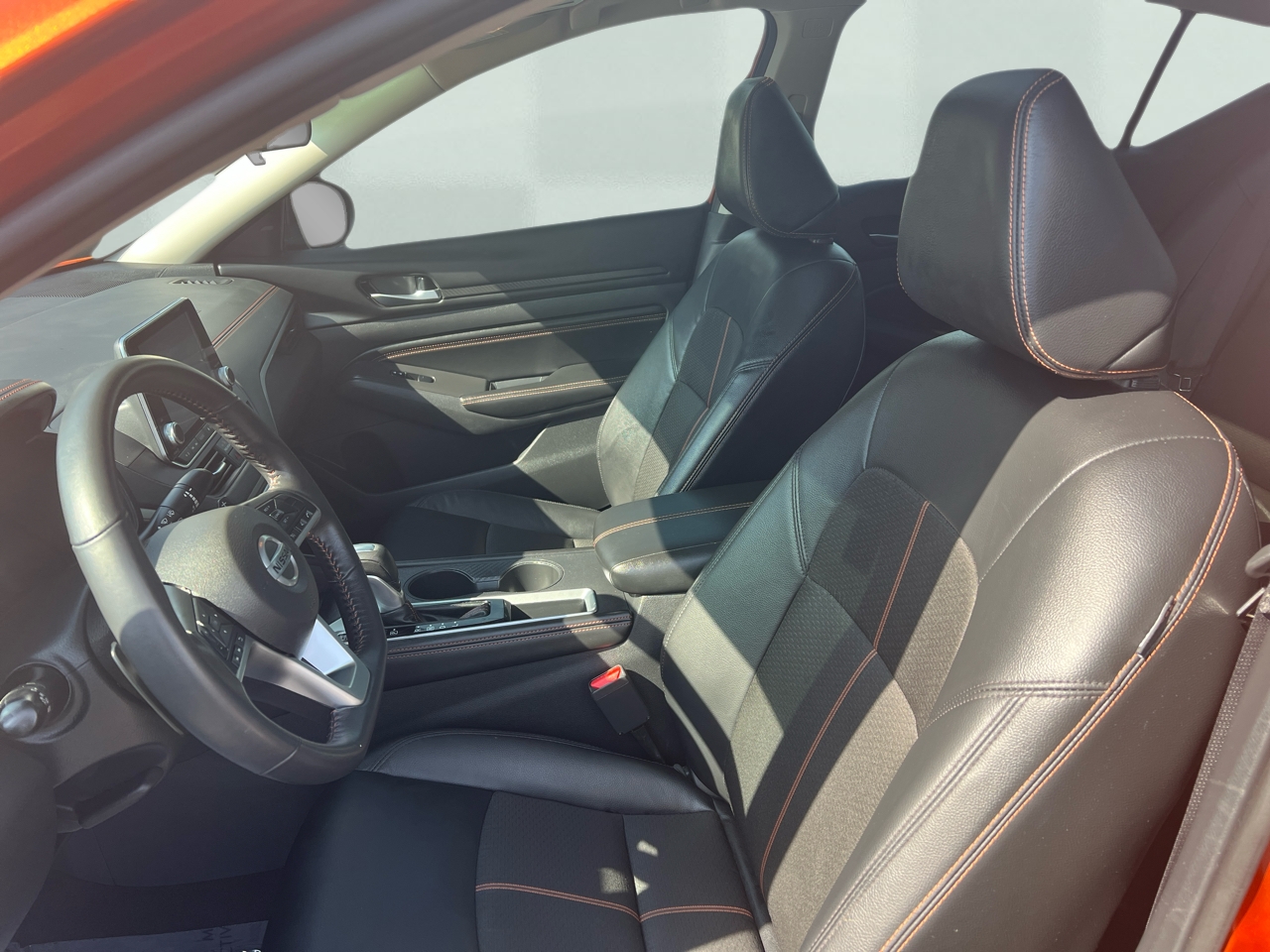 2022 Nissan Altima SR photo 31