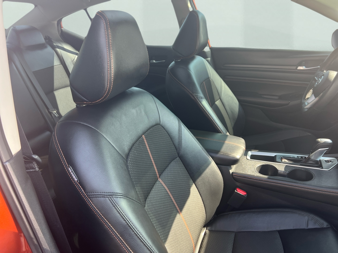 2022 Nissan Altima SR photo 42