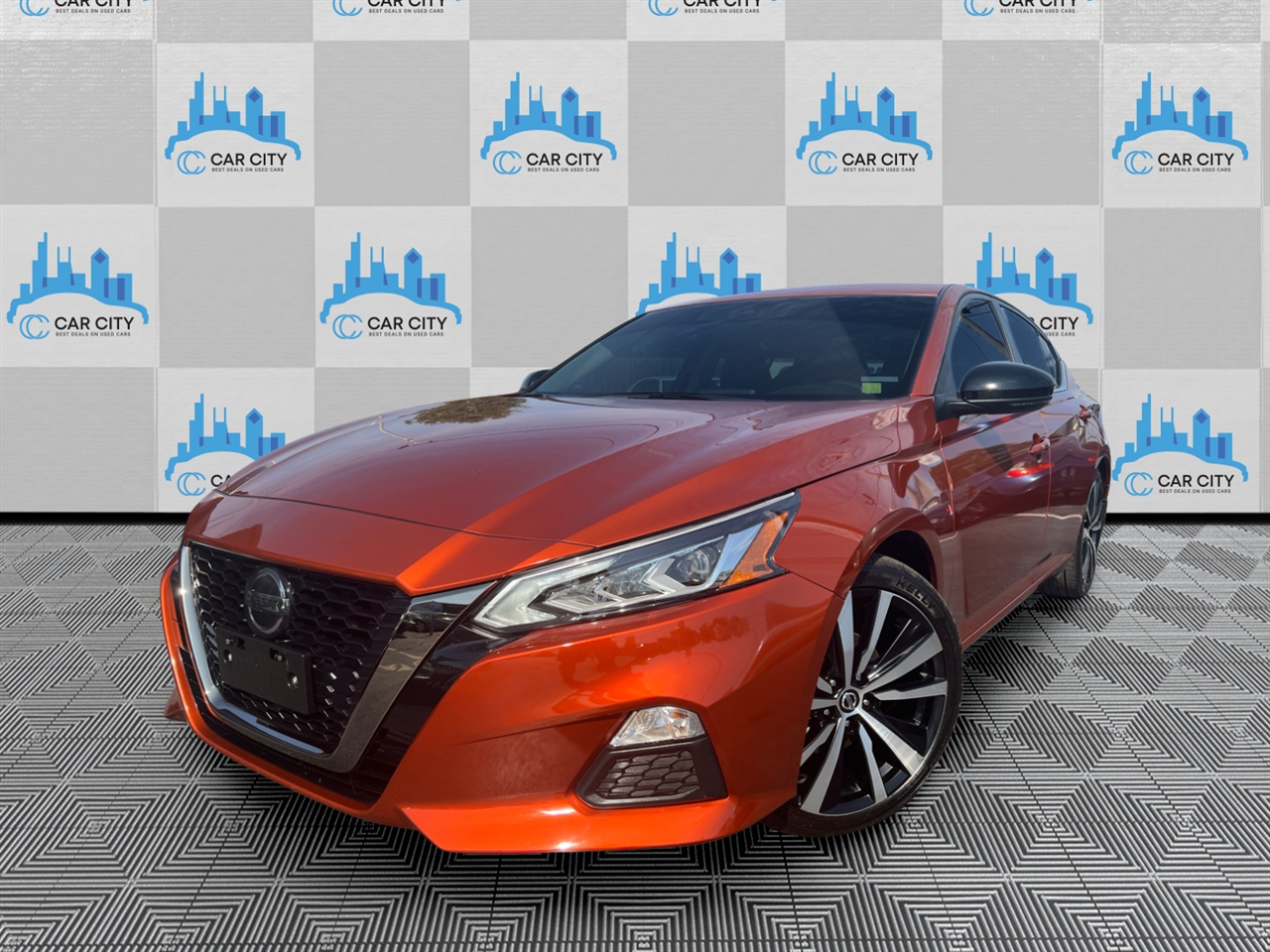 Nissan Altima VC-T SR 4D Sedan 2.0 2022