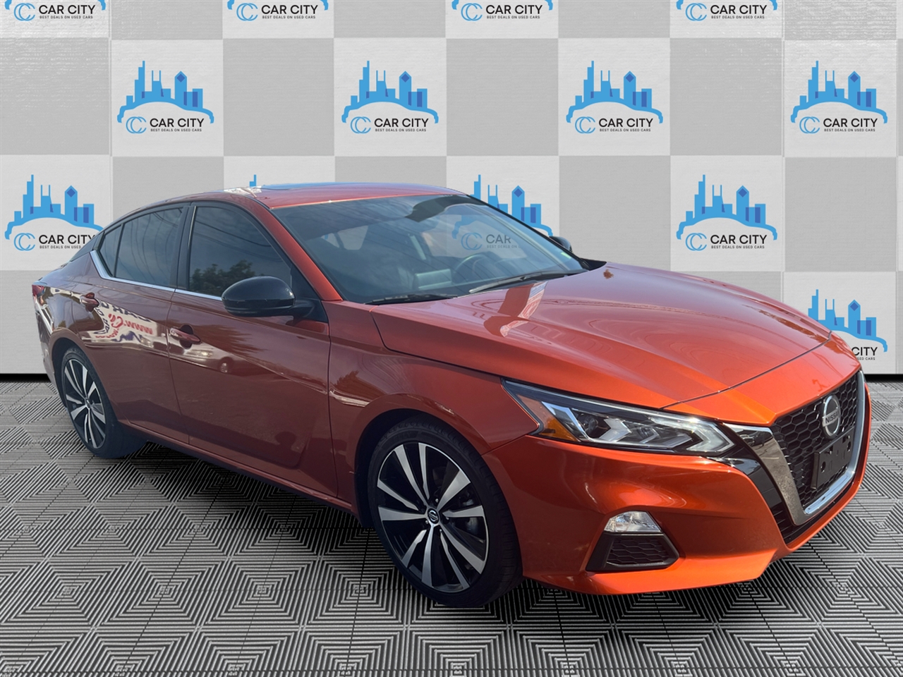 Nissan Altima VC-T SR 4D Sedan 2.0 2022