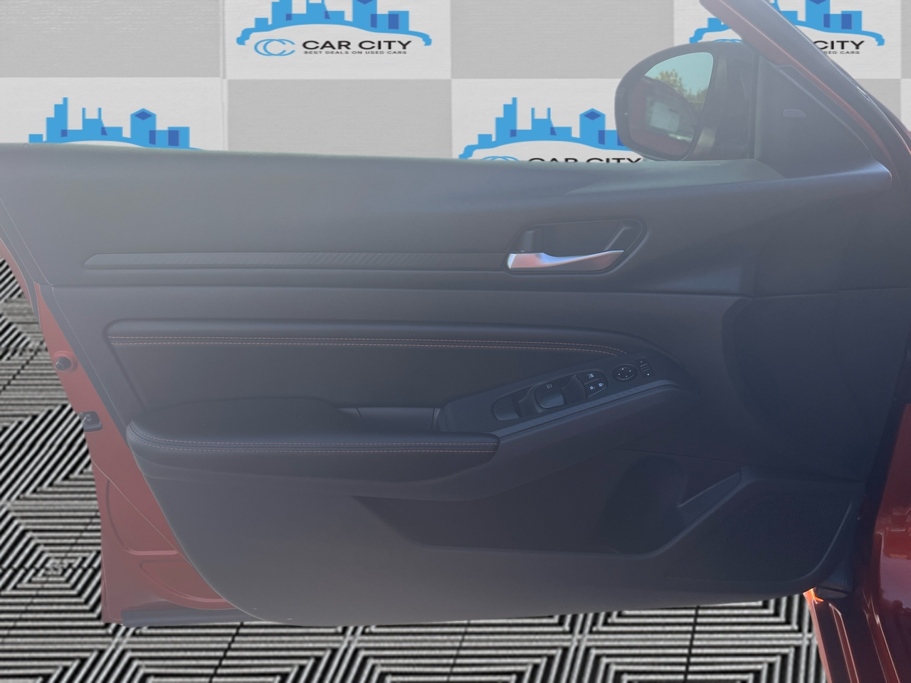 Nissan Altima VC-T SR 4D Sedan 2.0 2022