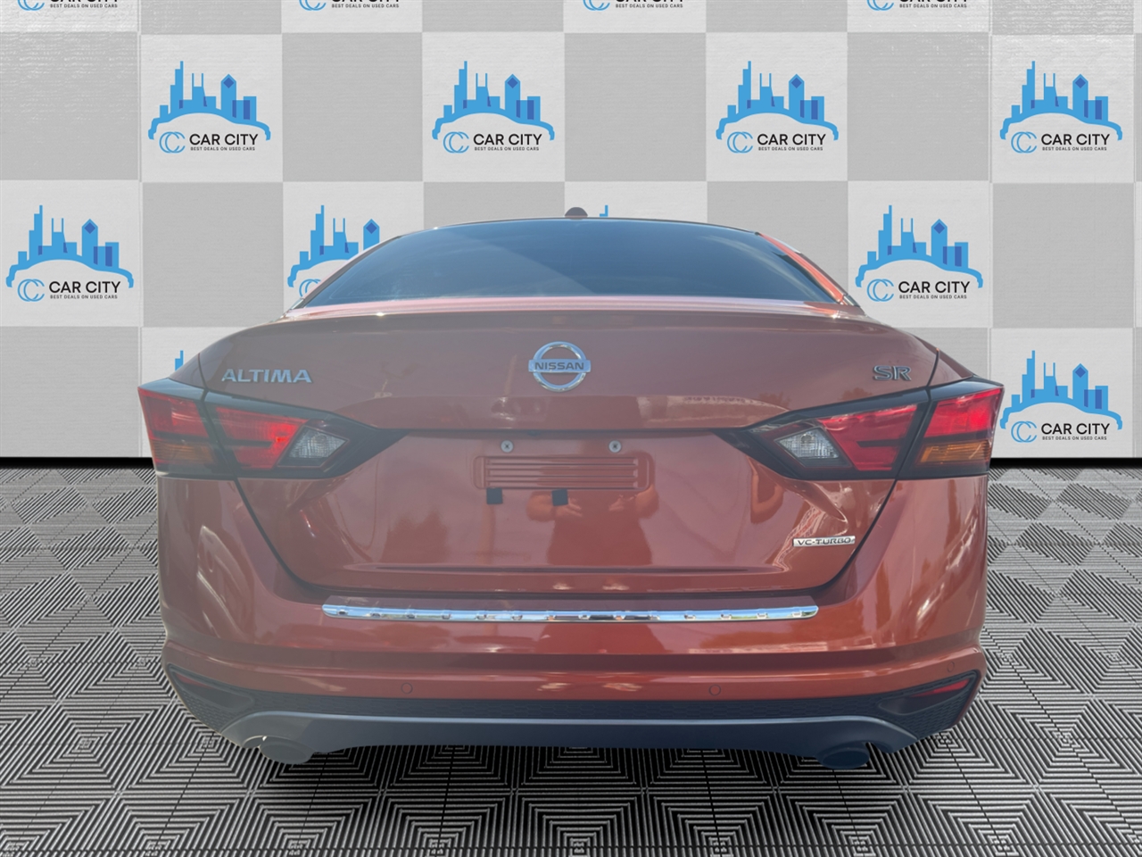 Nissan Altima VC-T SR 4D Sedan 2.0 2022