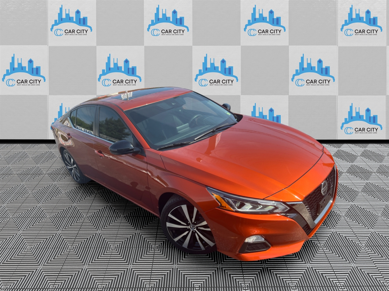 Nissan Altima VC-T SR 4D Sedan 2.0 2022